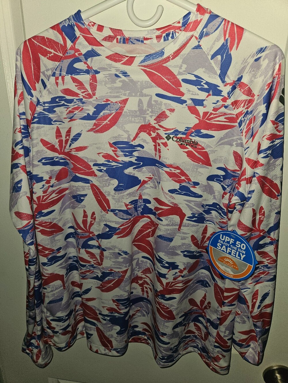 NWT Women's L COLUMBIA PFG (Performance Fishing Gear) Printed Long-Sleeved Shirt